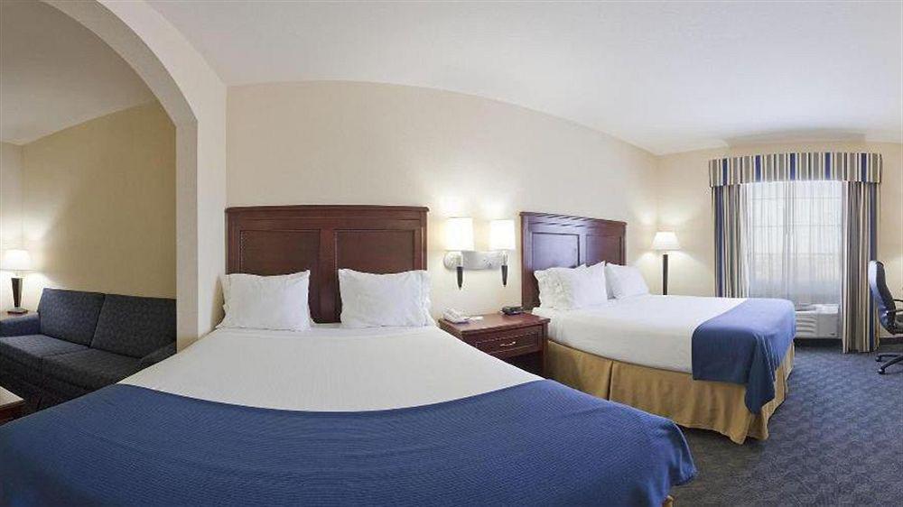 Holiday Inn Express Hotel & Suites Pampa By Ihg Екстер'єр фото