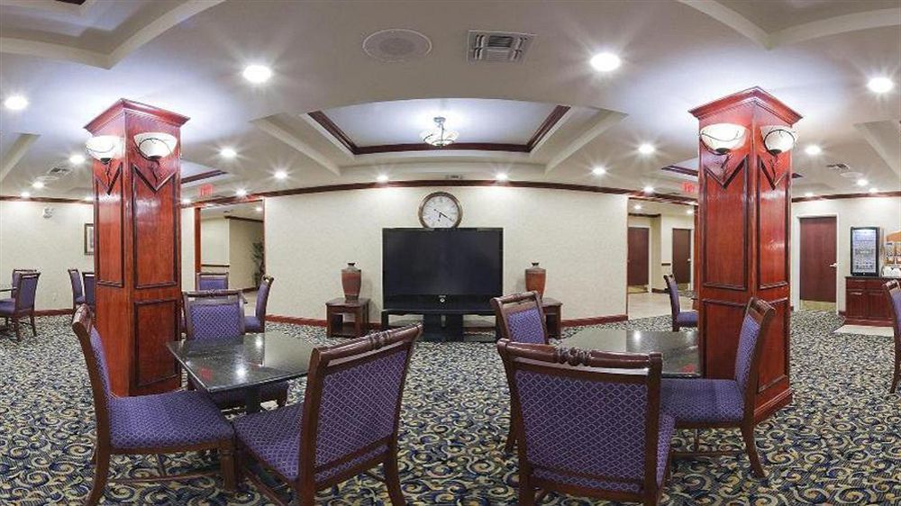 Holiday Inn Express Hotel & Suites Pampa By Ihg Екстер'єр фото