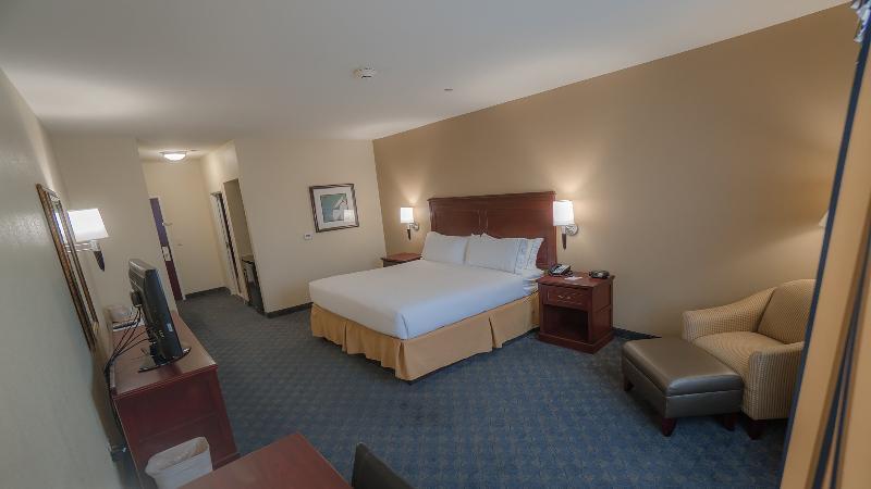 Holiday Inn Express Hotel & Suites Pampa By Ihg Екстер'єр фото